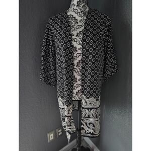 Women's Active USA Open Cardigan Short Sleeve Black Sweater Blouse Size Medium